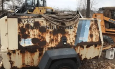 Ingersoll Rand 185 Blowing Air Out Of Pressure Relief Valve